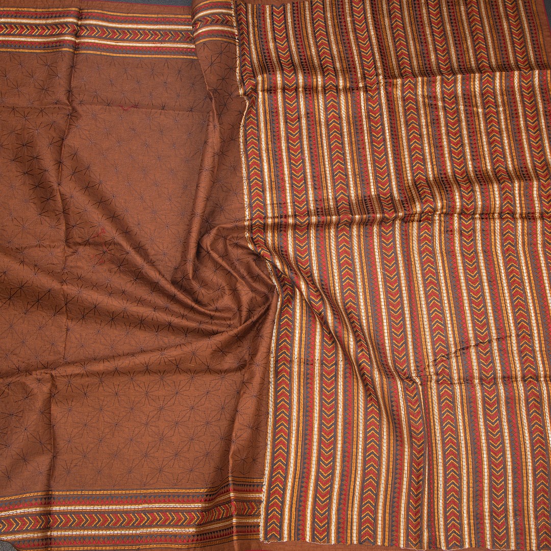 RTSR42366-4-Raw-Silk-Cinnamon-Brown-Thread-Work-Saree-crush