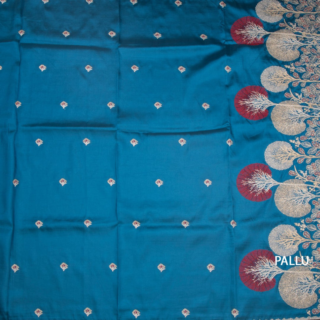 RTSR42373-2-Raw-Silk-Peacock-Blue-Zari-Worked-Saree-In-Tree-Design-pallu