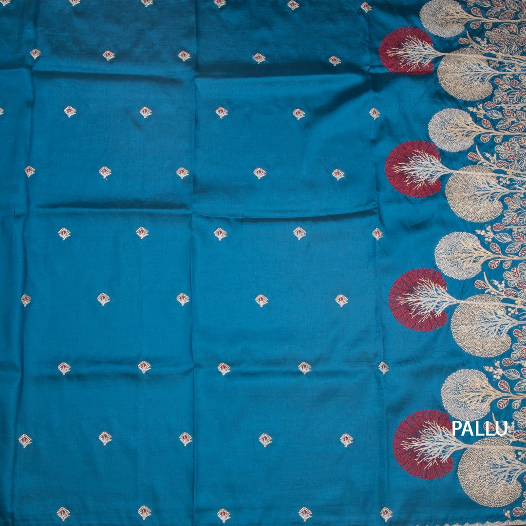 RTSR42373-2-Raw-Silk-Peacock-Blue-Zari-Worked-Saree-In-Tree-Design-pallu