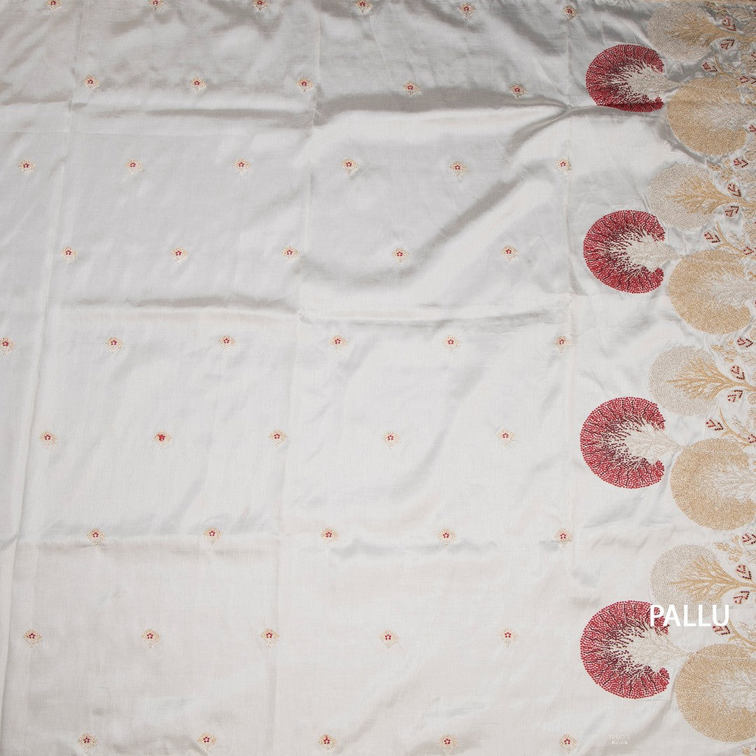 RTSR42376-2-Raw-Silk-Cream-Zari-Worked-Saree-In-Tree-Design-02-pallu