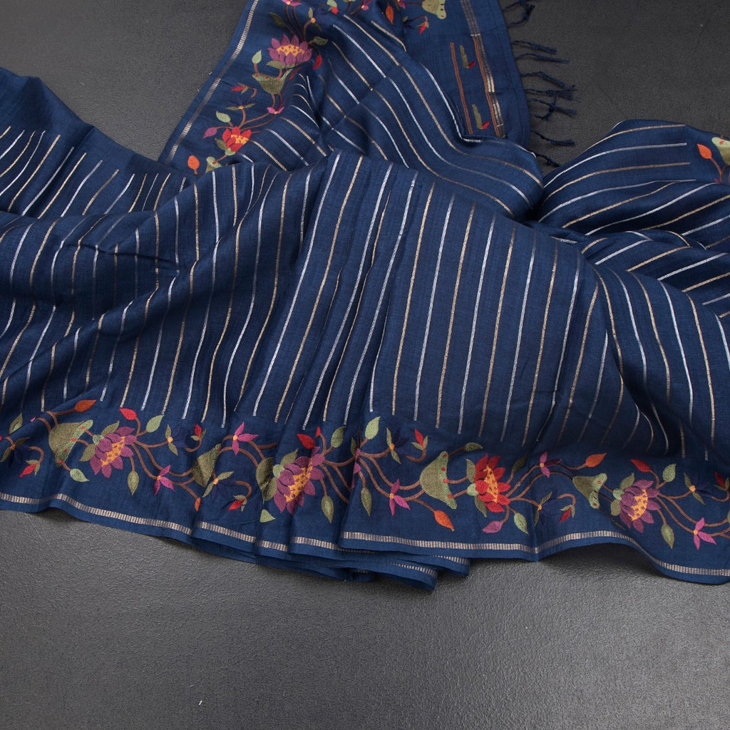 RTSR42381-Raw-Silk-Dark-Blue-Zari-Stripes-Saree-And-Thread-Border-02-main