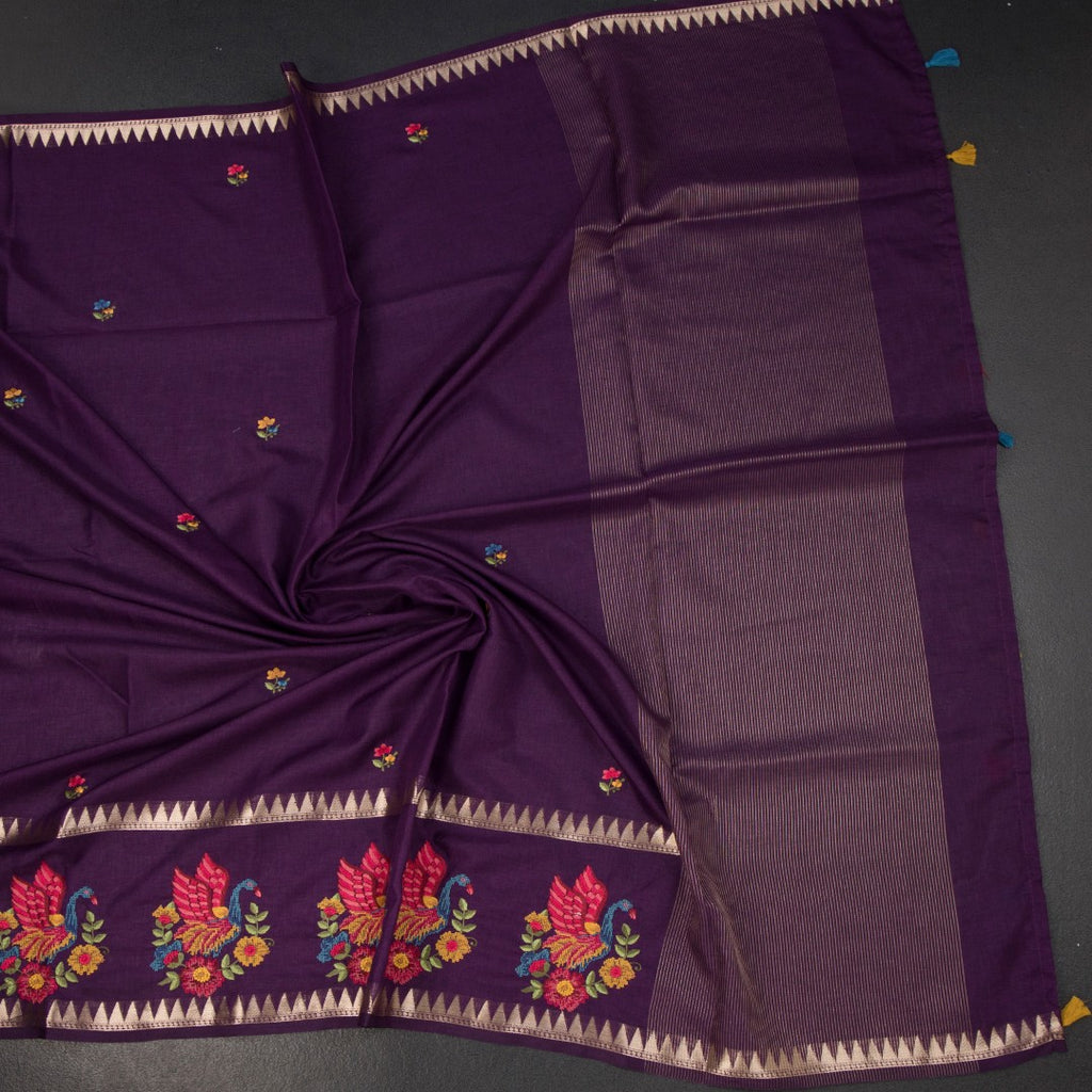 RTSR42460-4-Raw-Silk-Dark-Purple-Thread-Work-Saree-crush