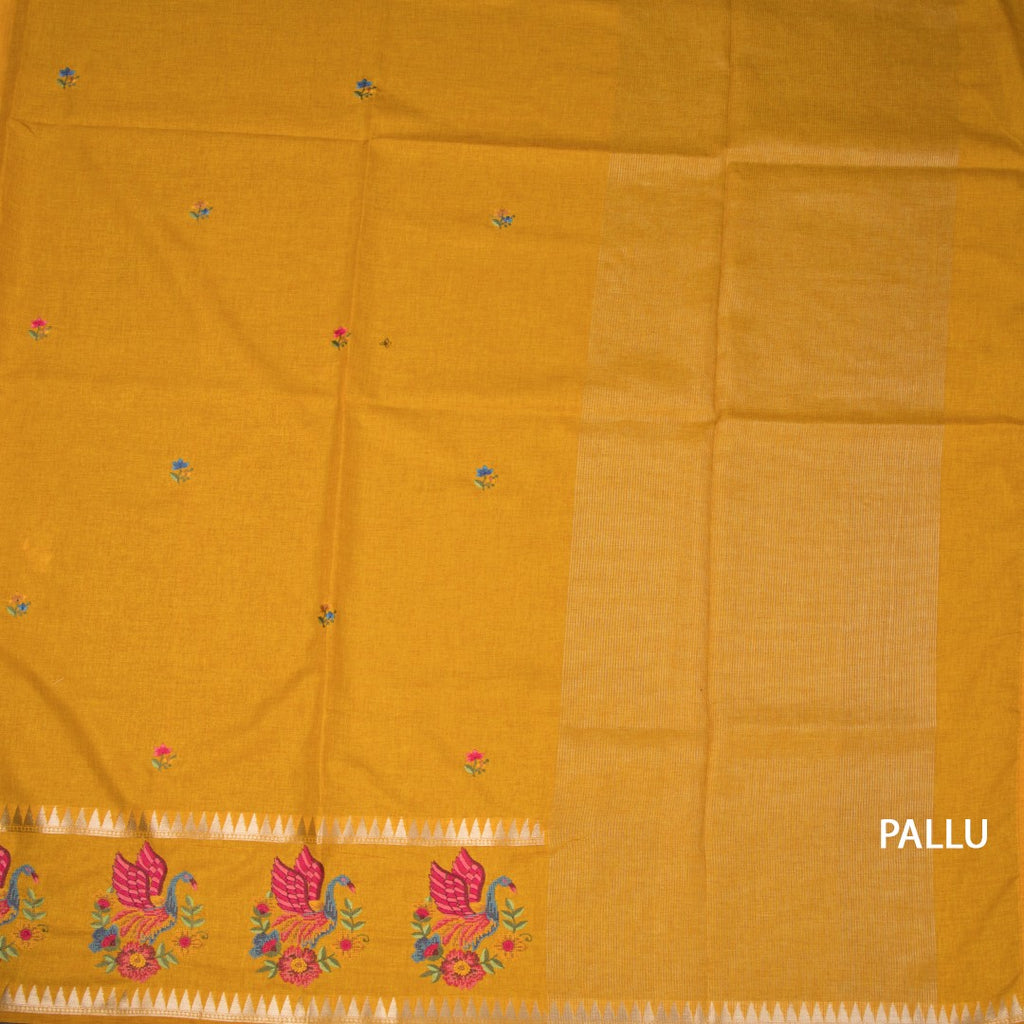 RTSR42461-2-Raw-Silk-Mango-Yellow-Thread-Work-Saree-04-pallu